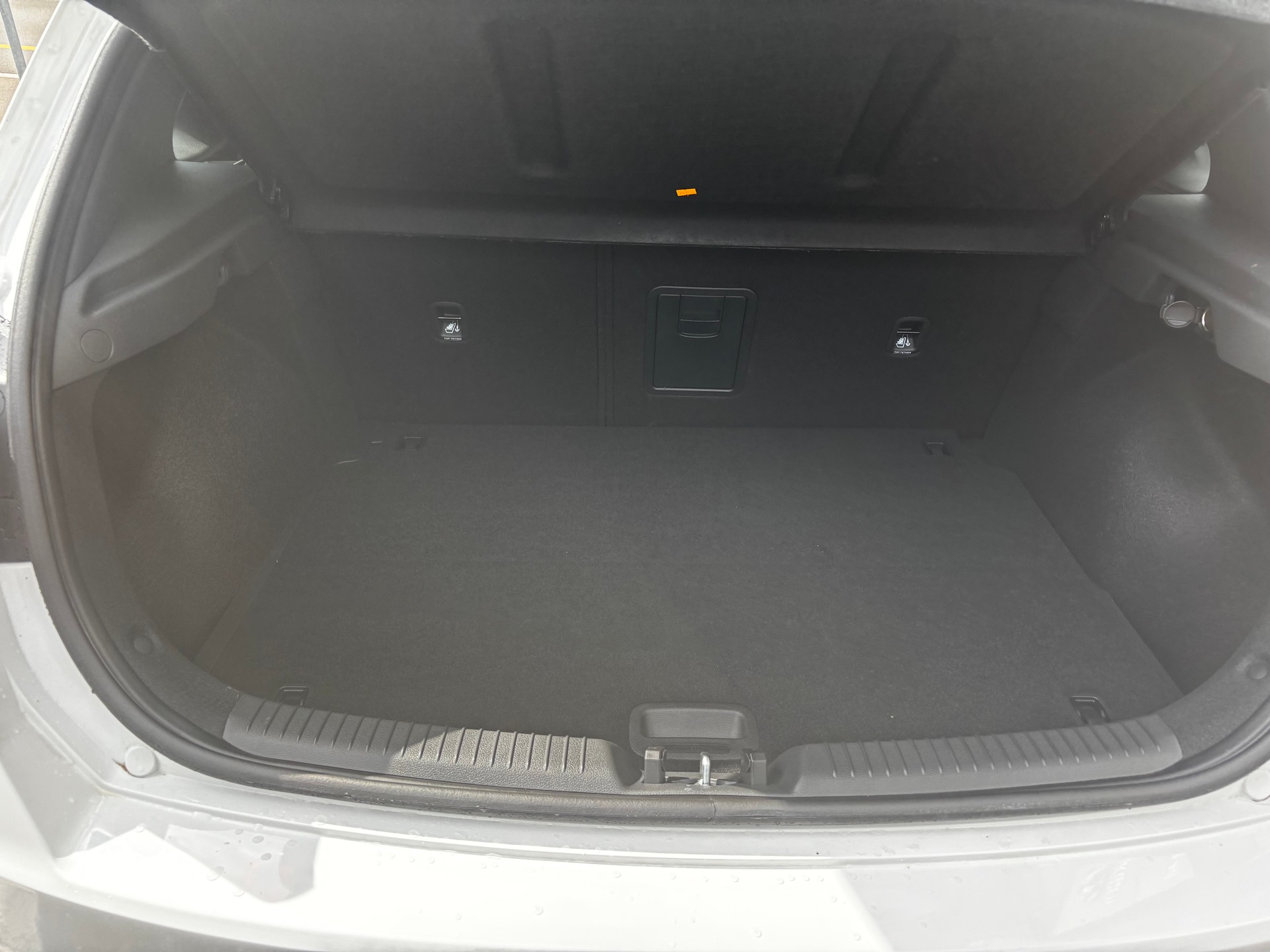 HYUNDAI i30 1.6 T-GDi Amplia DCT-image-14