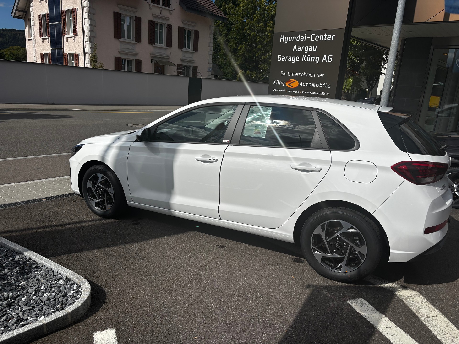 HYUNDAI i30 1.6 T-GDi Amplia DCT-image-8