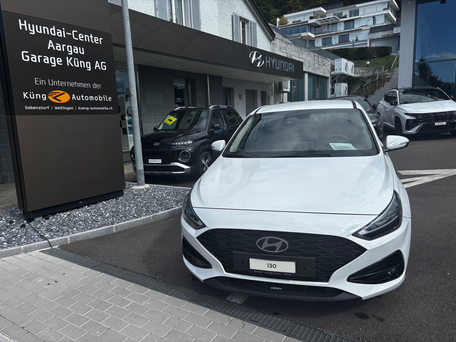 HYUNDAI i30 1.6 T-GDi Amplia DCT-image-1