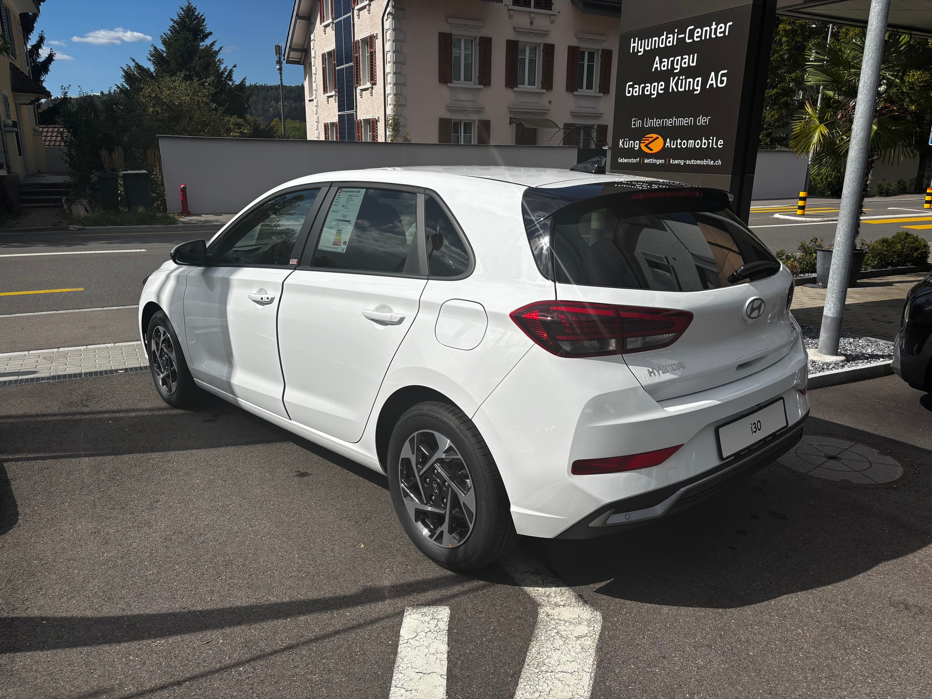 HYUNDAI i30 1.6 T-GDi Amplia DCT-image-7