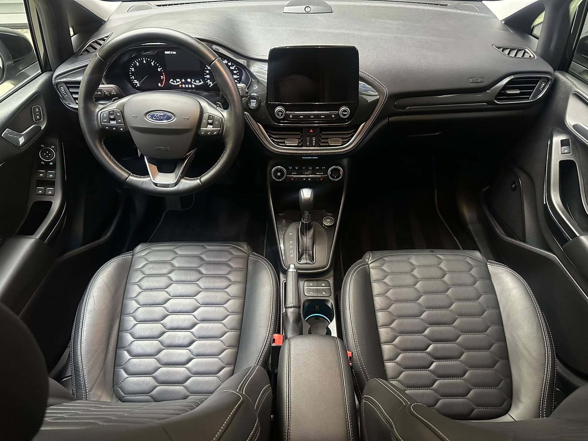 FORD Fiesta 1.0 SCTi Vignale Automat-image-15