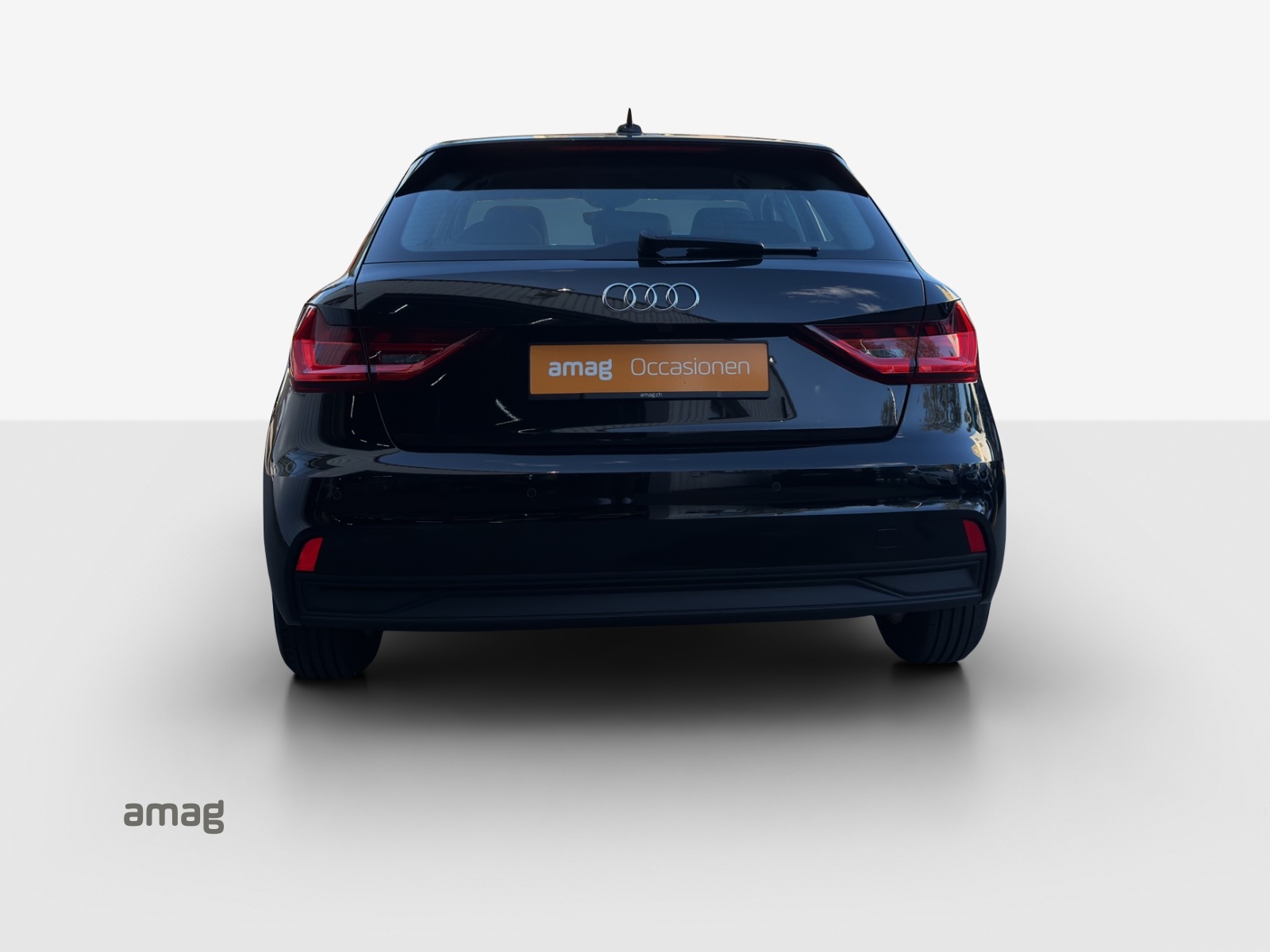AUDI A1 Sportback 30 TFSI Attraction S-tronic-showroom-element-3