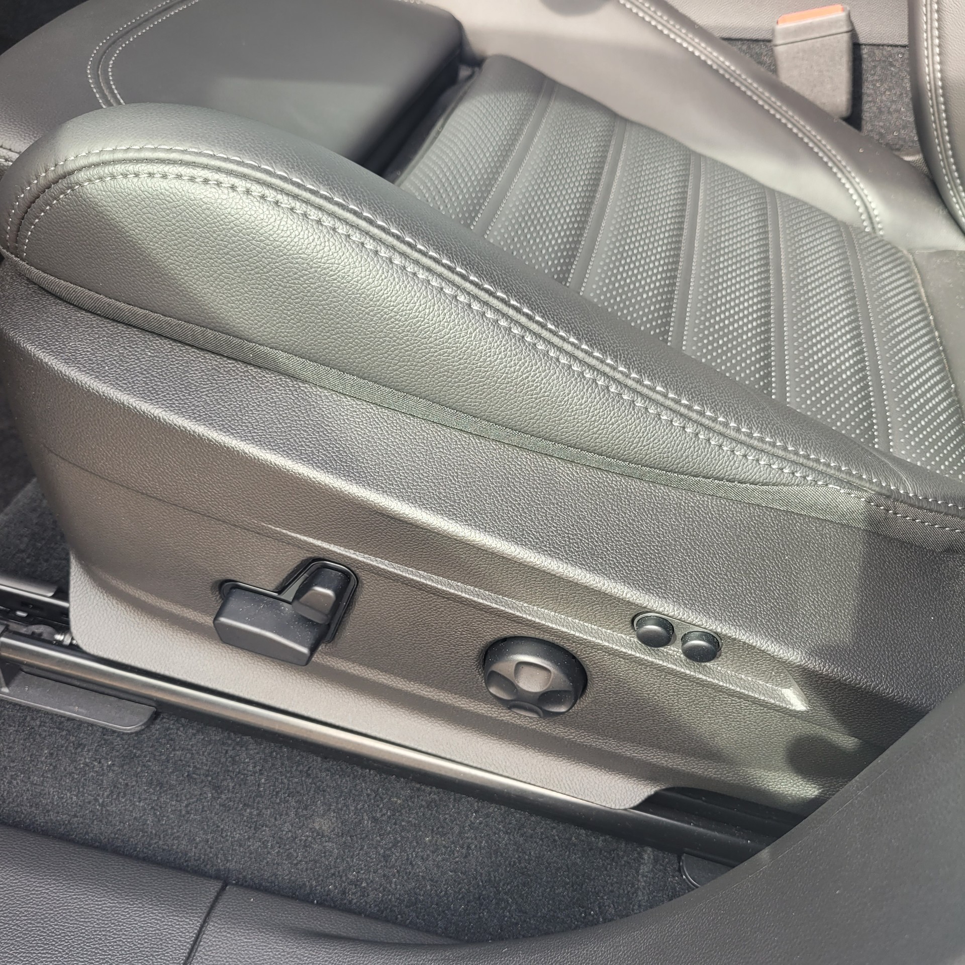 ALFA ROMEO Stelvio 2.0 Sprint Edition Q4 AT8 CH Fahrzeug-image-10