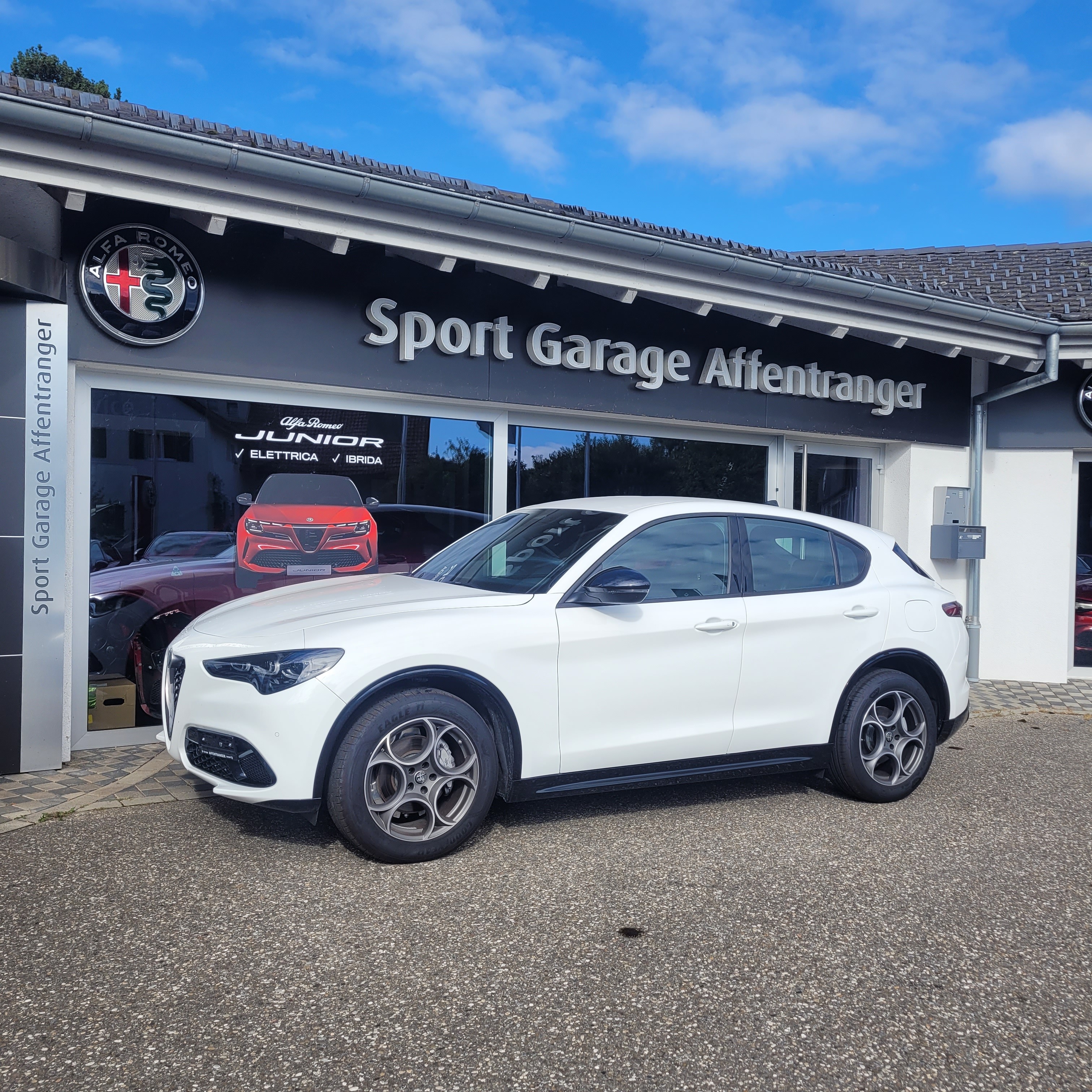 ALFA ROMEO Stelvio 2.0 Sprint Edition Q4 AT8 CH Fahrzeug — slika 1