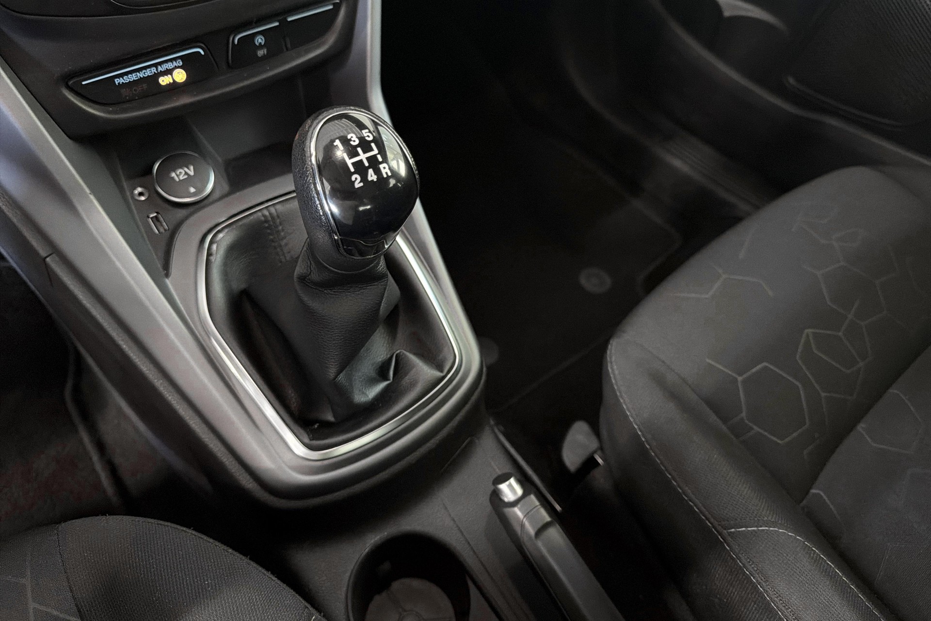 FORD B-Max 1.0 SCTi Trend-image-14