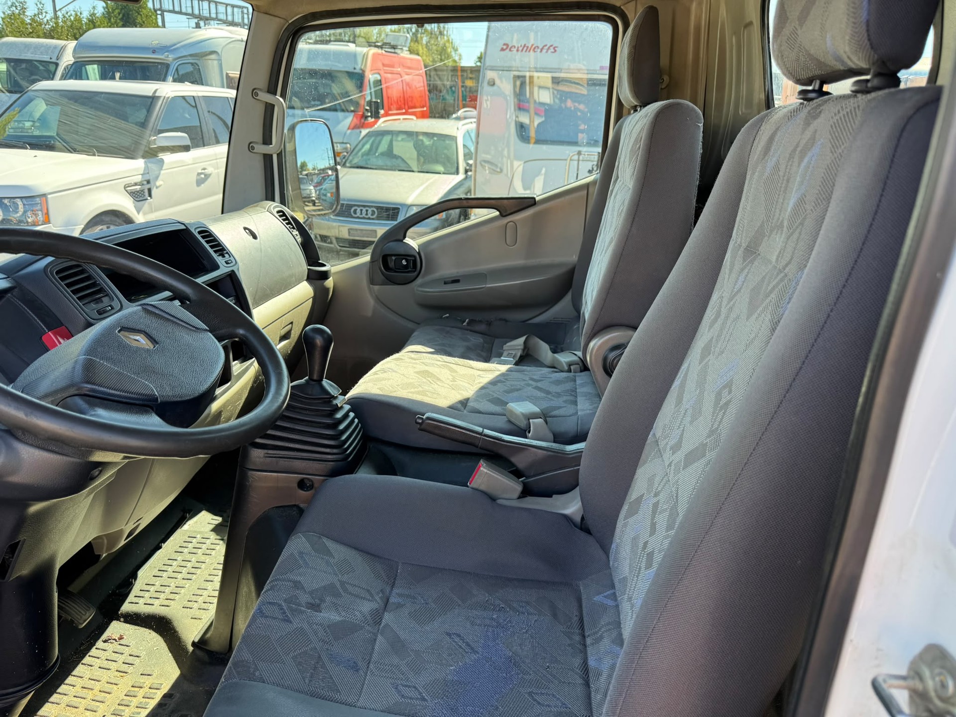 RENAULT Maxity 130.35 Dynamic-image-9