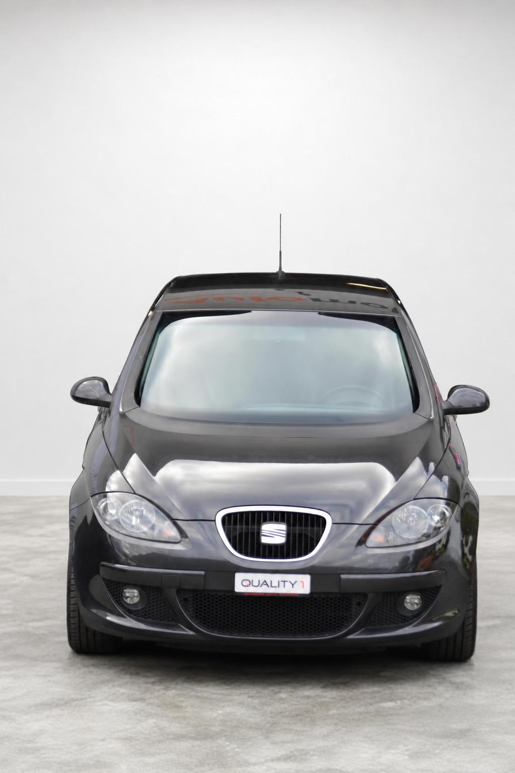SEAT Toledo 2.0 TDI Stylance-image-2