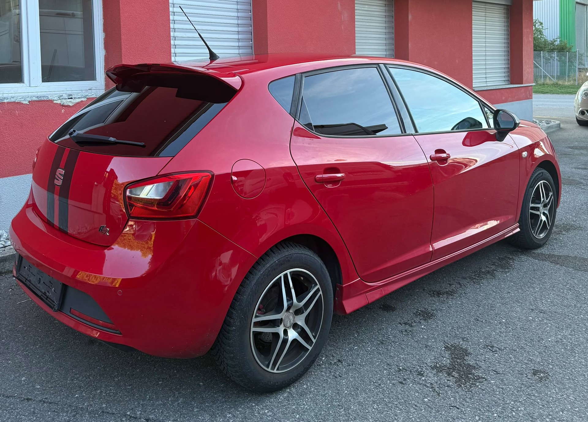 SEAT Ibiza 1.4 TSI FR-image-6
