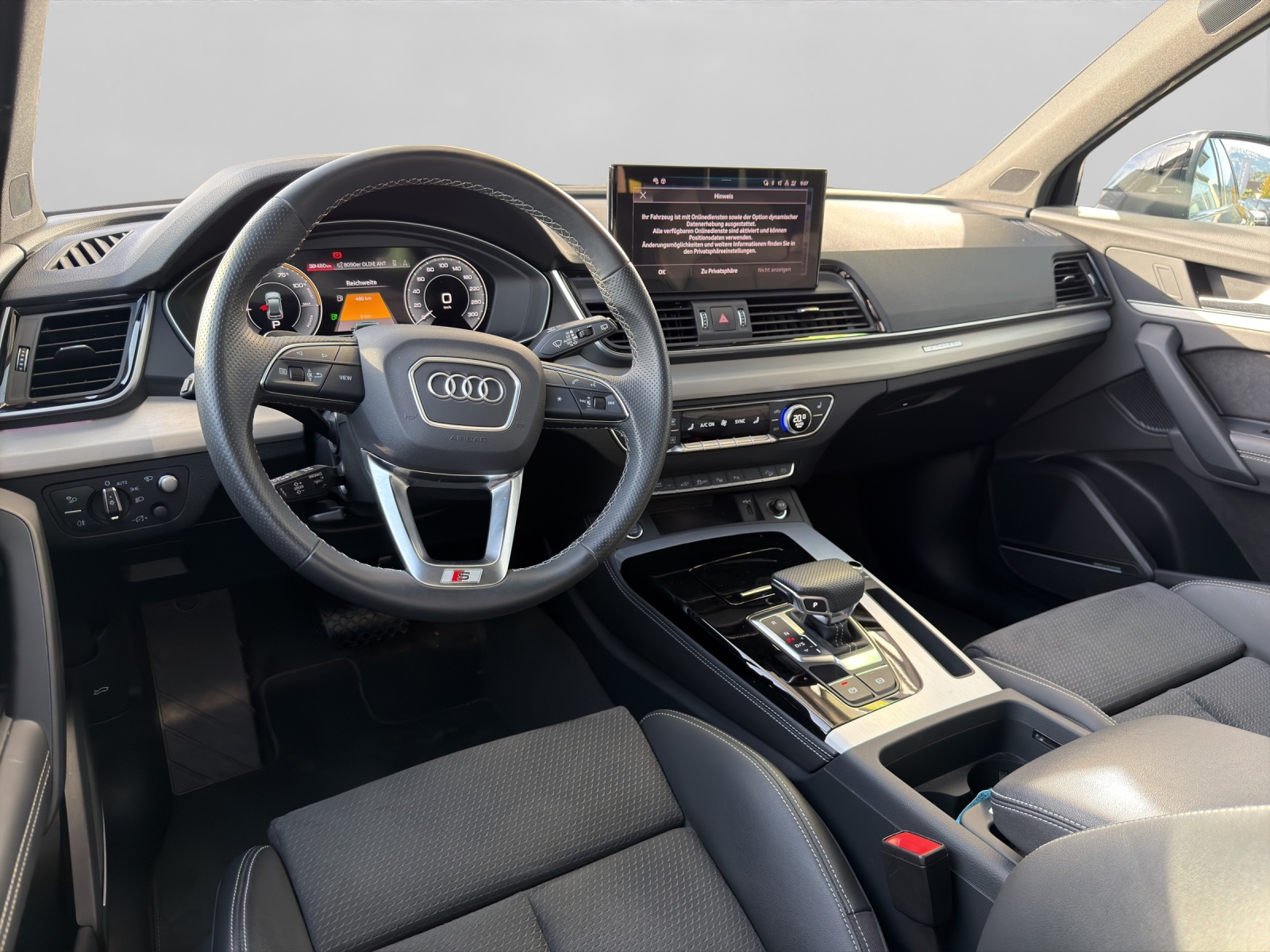 AUDI Q5 2.0 50 TFSI e S Line quattro S-Tronic-image-7