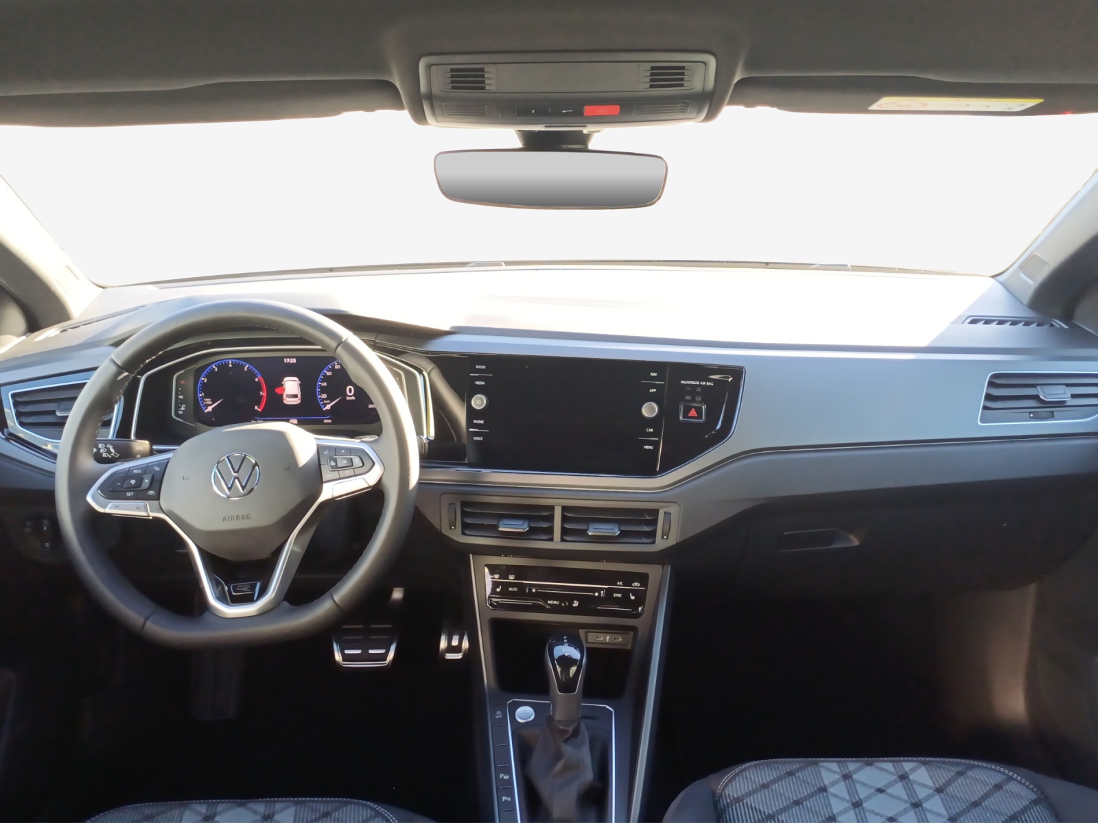 VW Polo 1.0 TSI R-Line United DSG-image-8