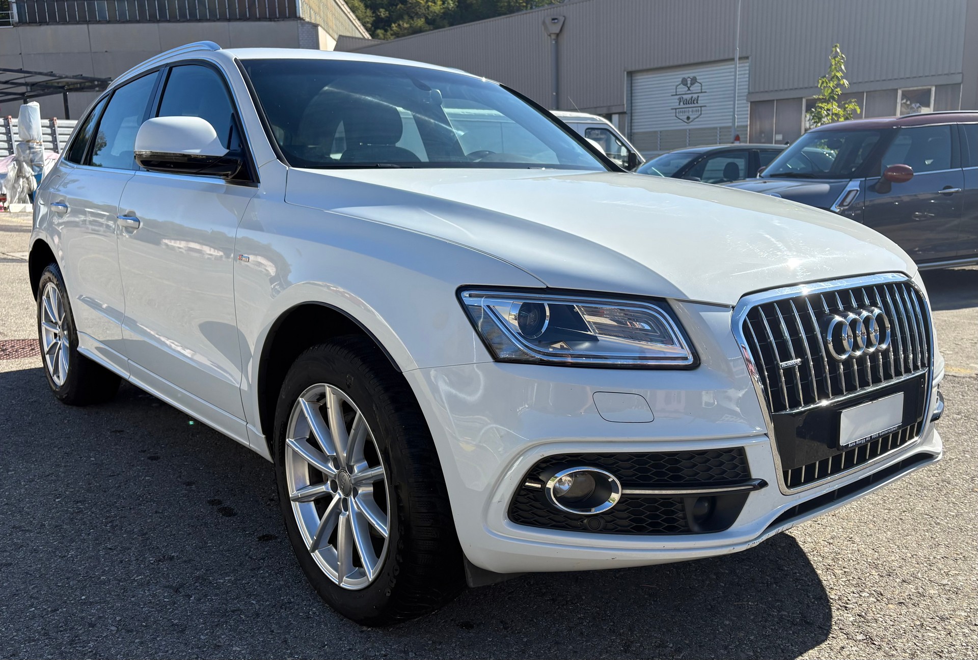 AUDI Q5 2.0 TDI quattro S-tronic-image-1
