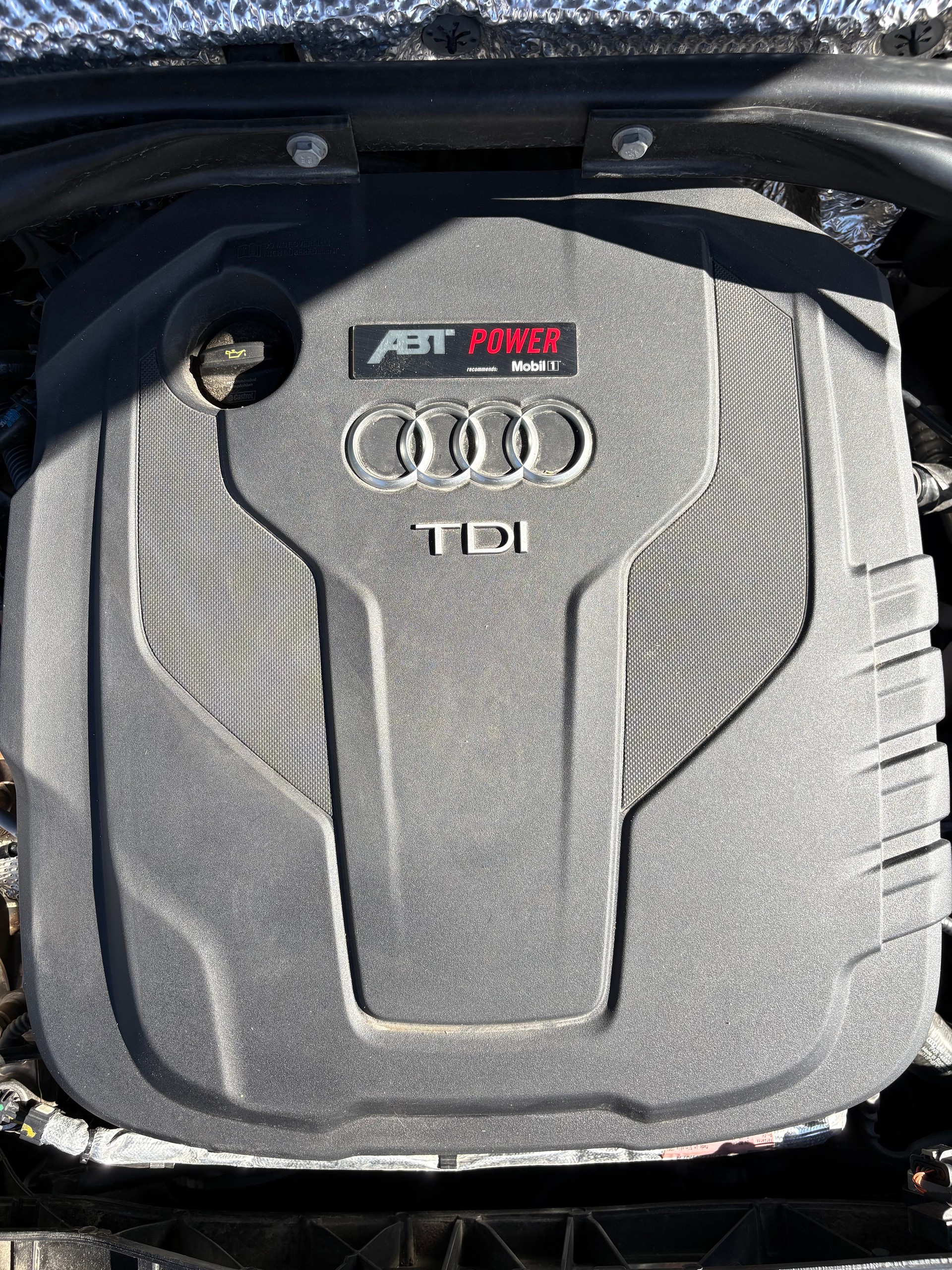 AUDI Q5 2.0 TDI quattro S-tronic-image-9