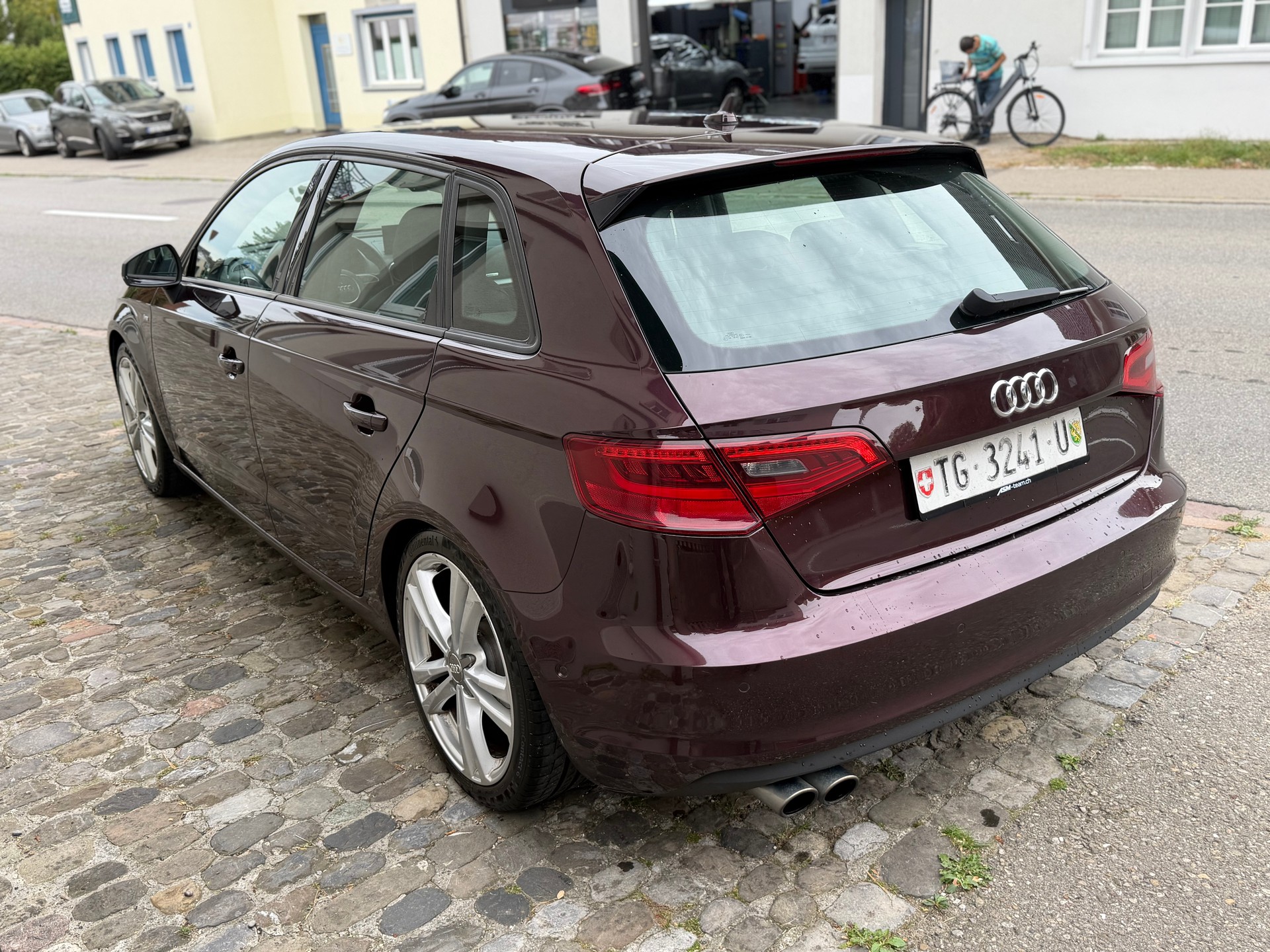 AUDI A3 Sportback 1.8 TFSI*AHK*B&O*S-Line*AUTOMAT*180PS*QUATTRO*S-troni*FRICH MFK*LED*-image-5