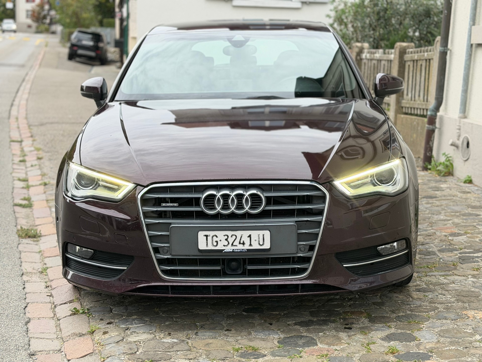AUDI A3 Sportback 1.8 TFSI*AHK*B&O*S-Line*AUTOMAT*180PS*QUATTRO*S-troni*FRICH MFK*LED*-image-1