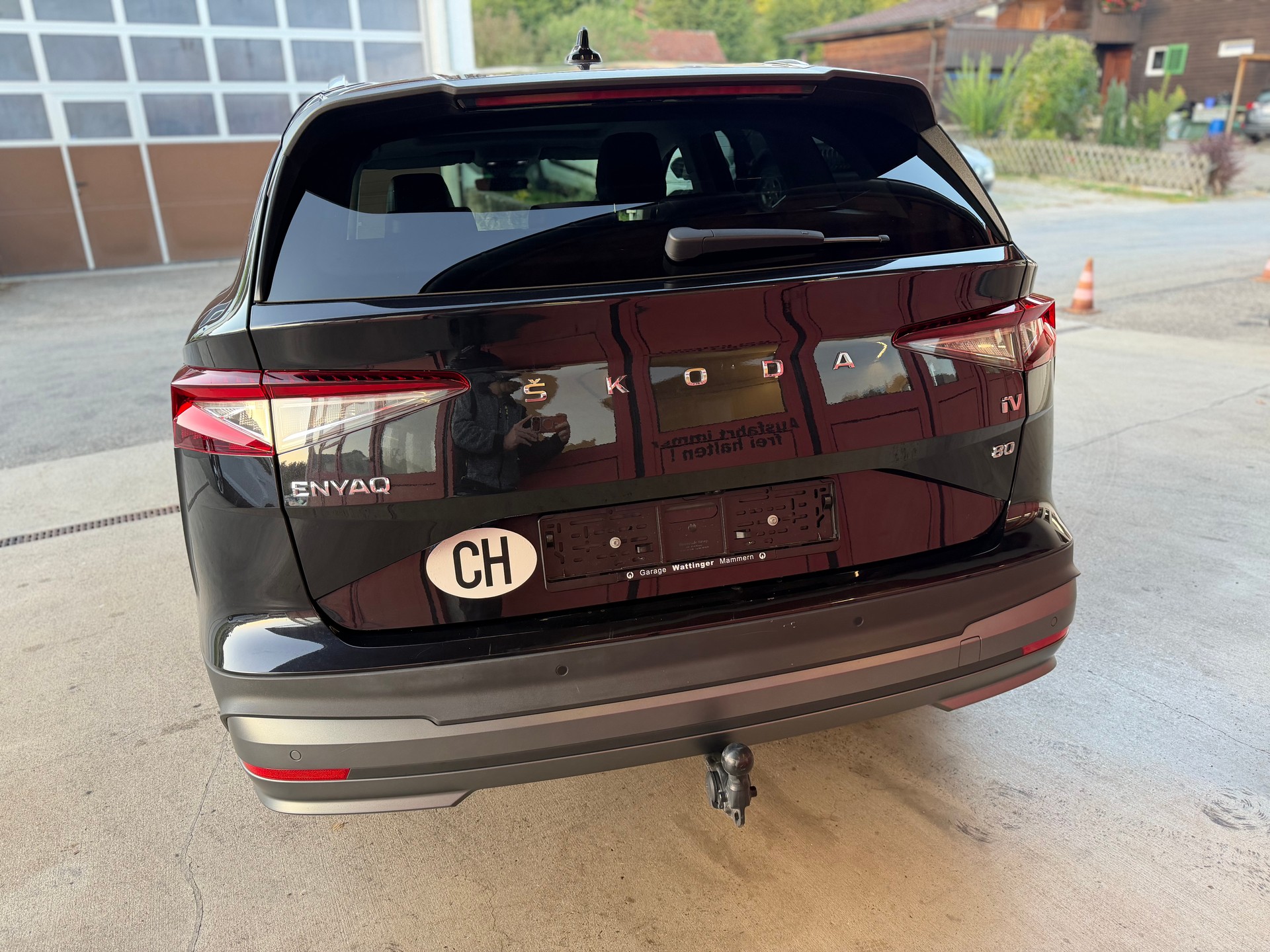 SKODA Enyaq iV 80-image-4