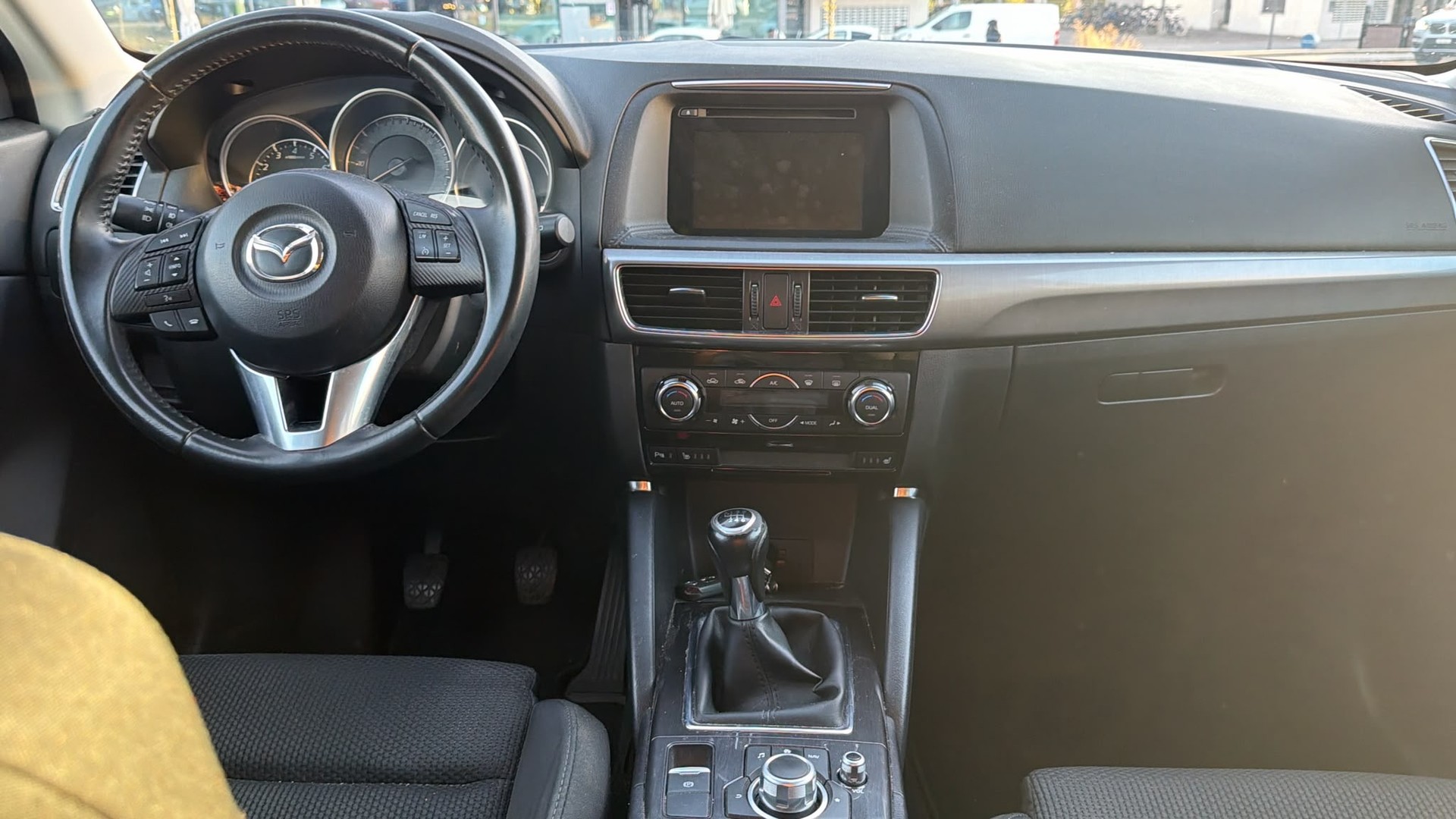MAZDA CX-5 2.0 Ambition AWD-image-15