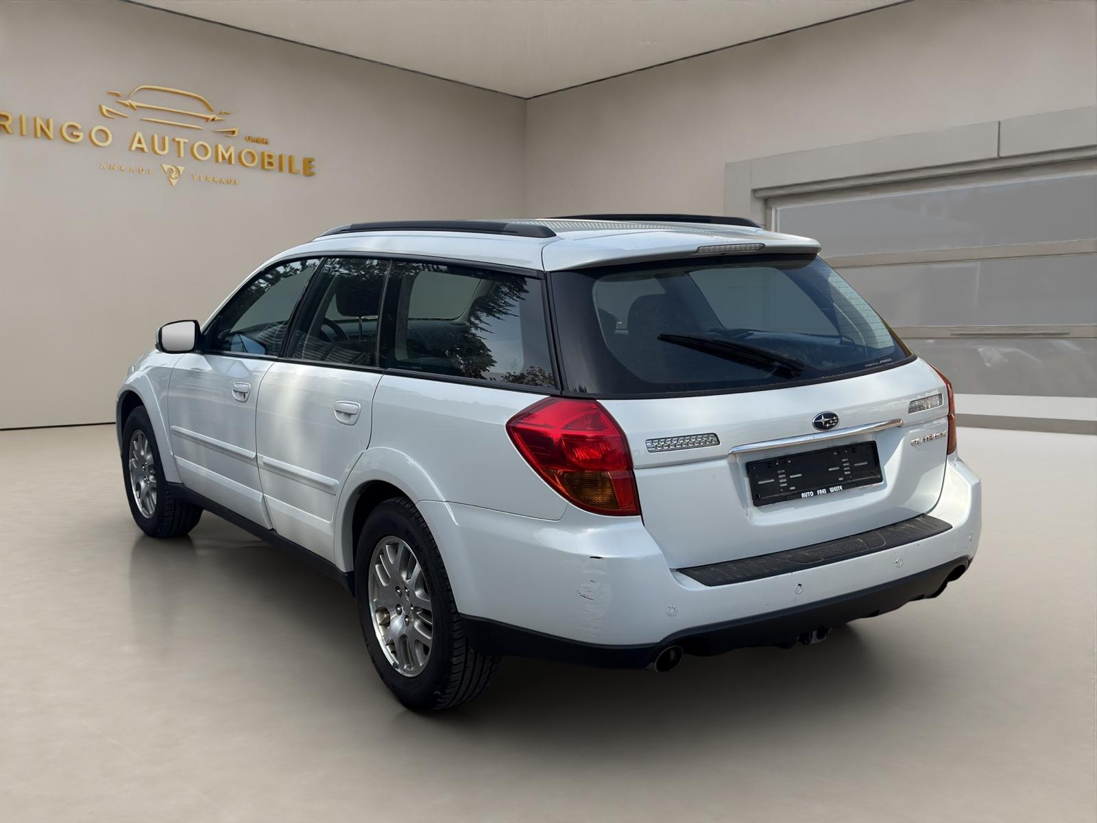 SUBARU Outback 2.5i AWD-image-3