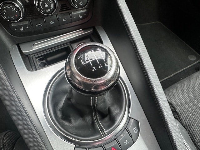 AUDI TT Coupé 2.0 TFSI-image-12
