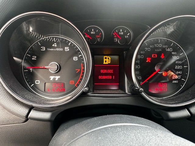 AUDI TT Coupé 2.0 TFSI-image-8