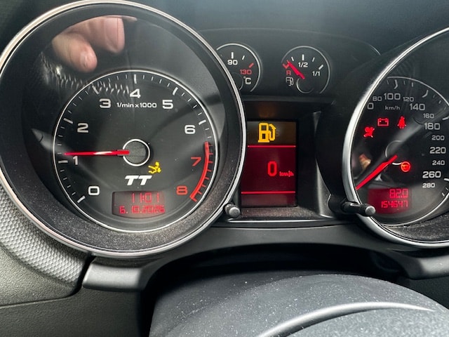 AUDI TT Coupé 2.0 TFSI-image-22