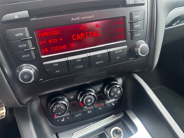 AUDI TT Coupé 2.0 TFSI-image-11