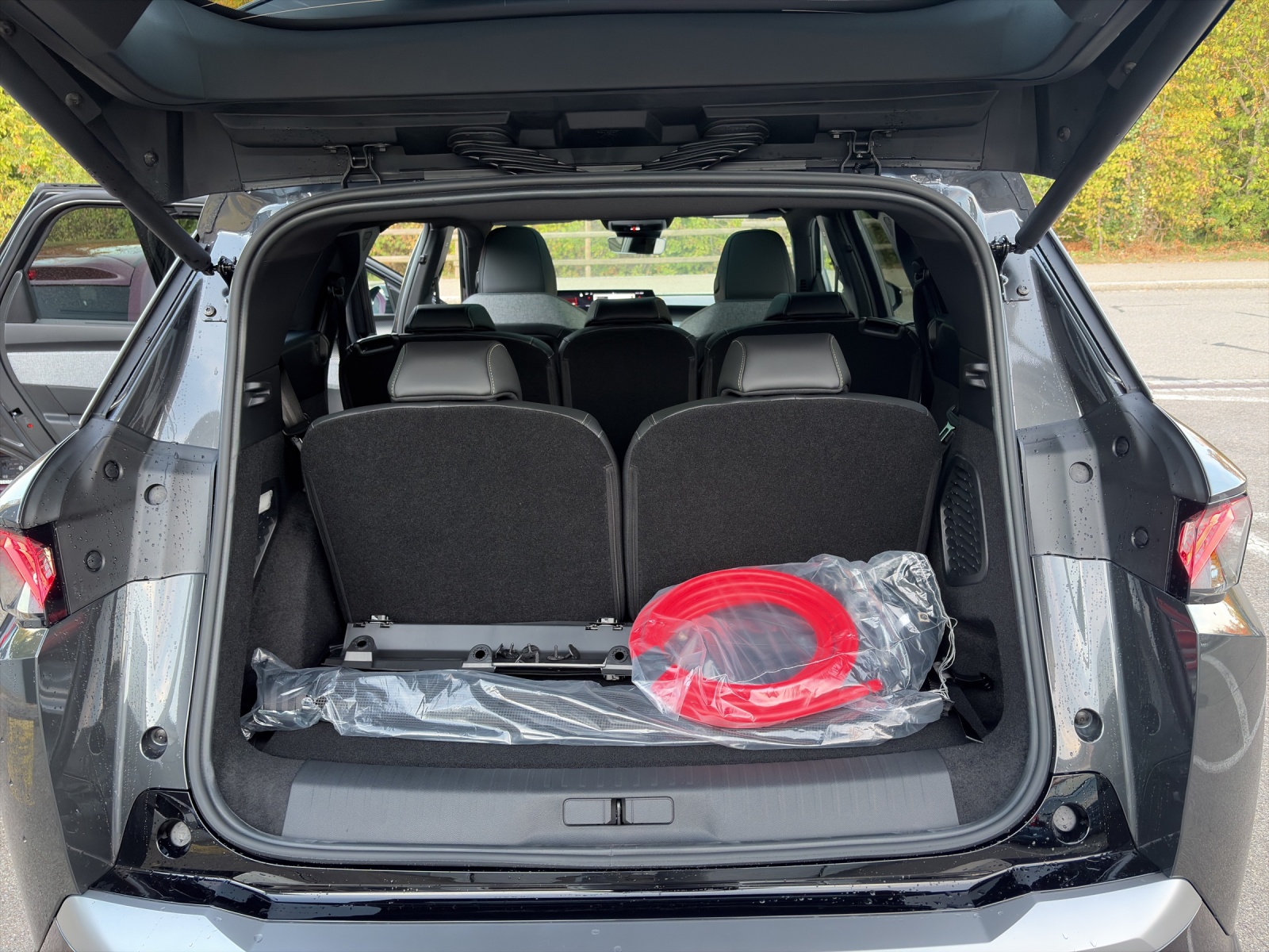 PEUGEOT 5008 long range e-GT-image-6
