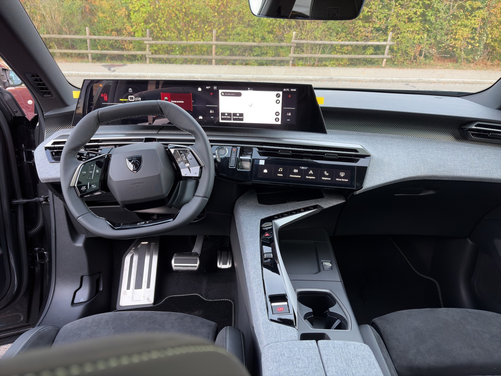 PEUGEOT 5008 long range e-GT-image-5