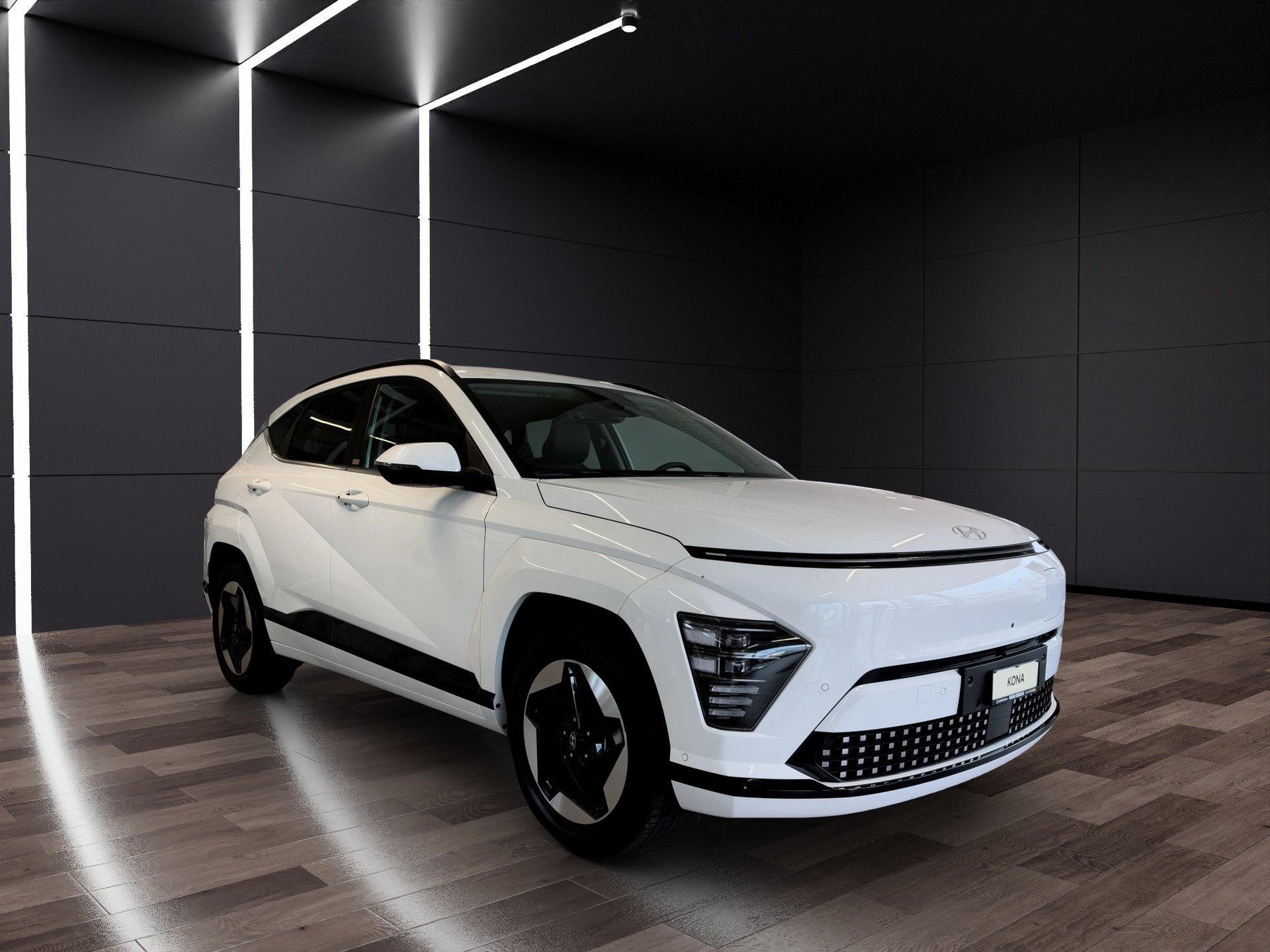 HYUNDAI Kona EV 65.4 kWh Amplia-image-2
