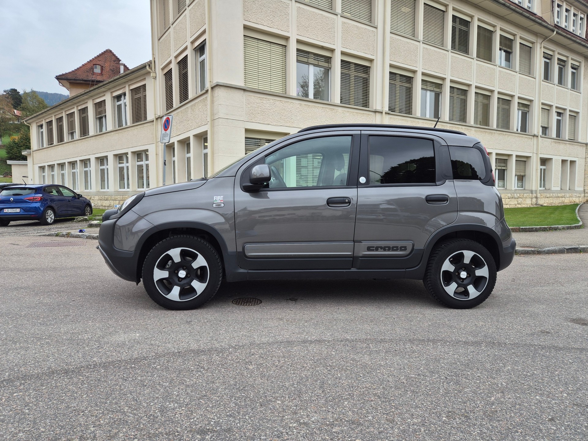 FIAT Panda 1.0 HYBRID MHEV Launch Edition-image-1