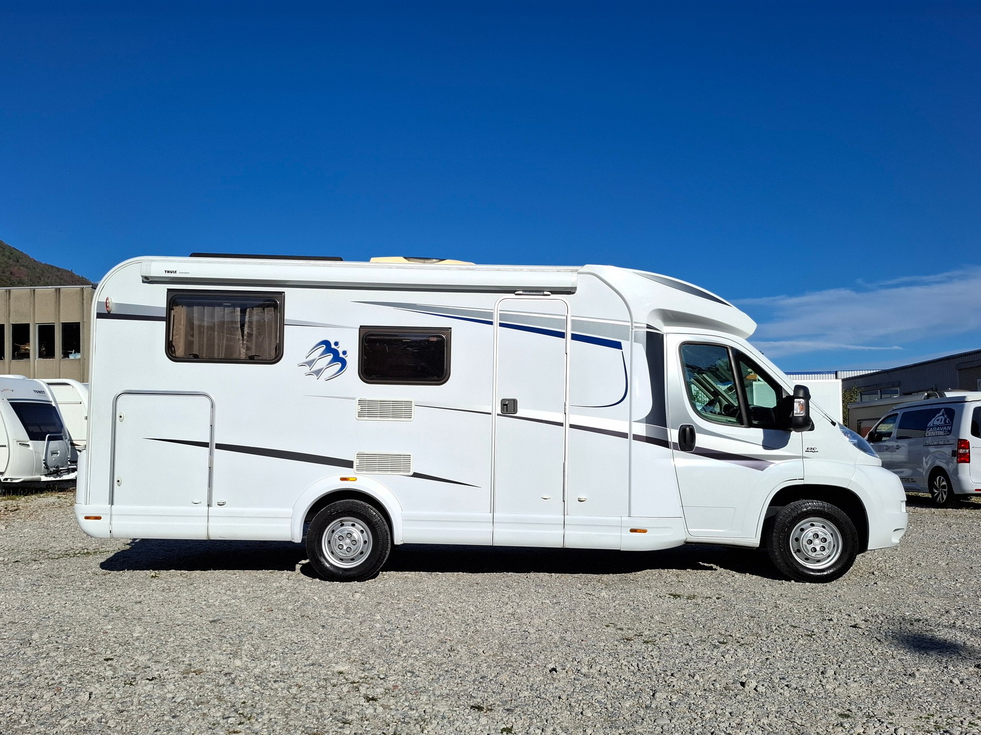KNAUS Sky 650 TI - ab MFK & Service - Längsbett - Dachklima - TV - SAT - Solar-image-2