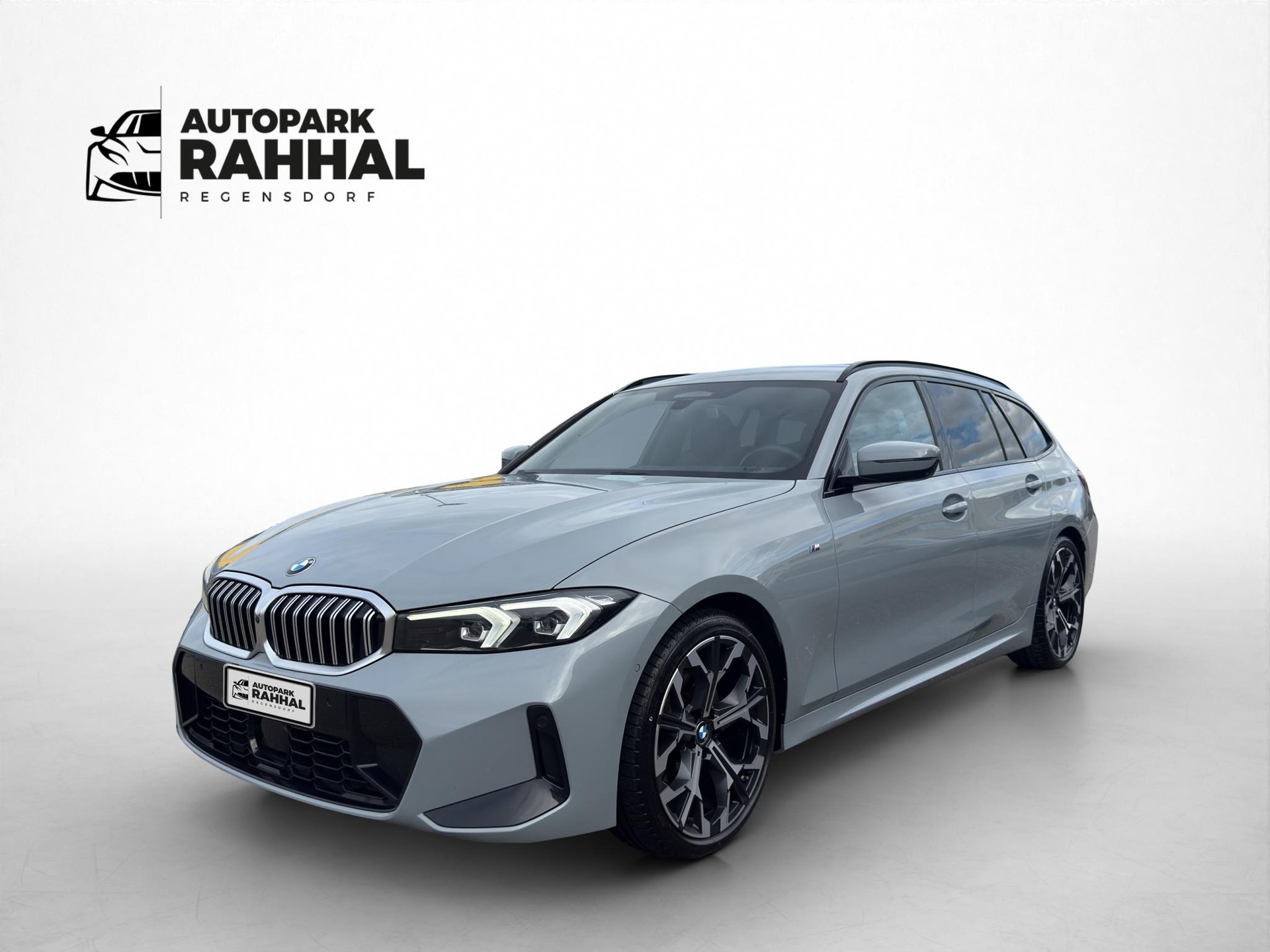 BMW 320d xDrive 48V Touring Steptronic M Sport-image-0