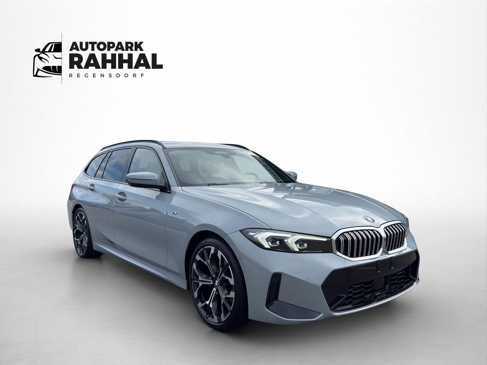 BMW 320d xDrive 48V Touring Steptronic M Sport-image-4