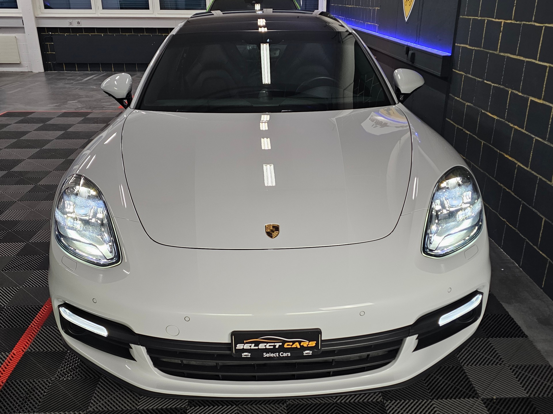 PORSCHE Panamera 4 E-Hybrid PDK-image-6