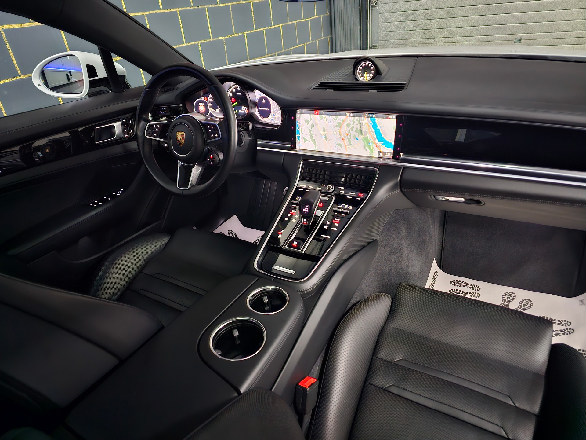 PORSCHE Panamera 4 E-Hybrid PDK-image-8