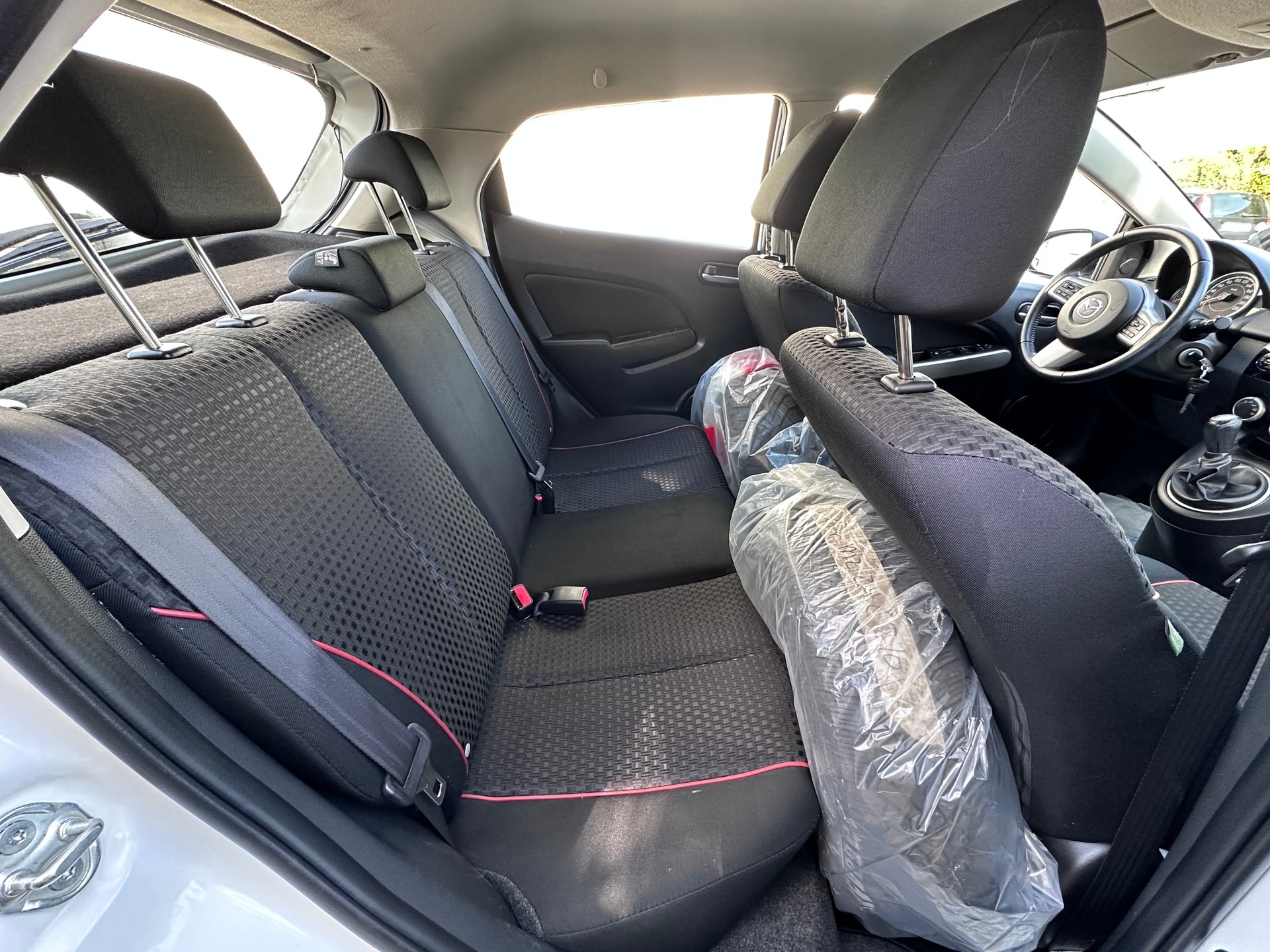 MAZDA 2 1.5i 16V Sport-image-10
