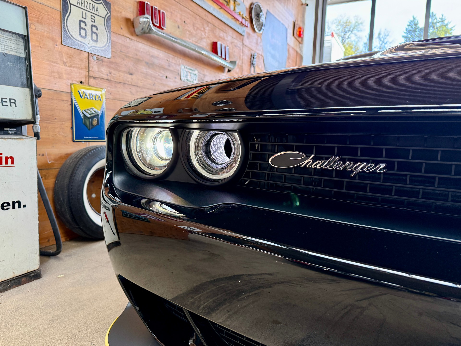 DODGE ChallengerSCATPACK 6.4L-image-3