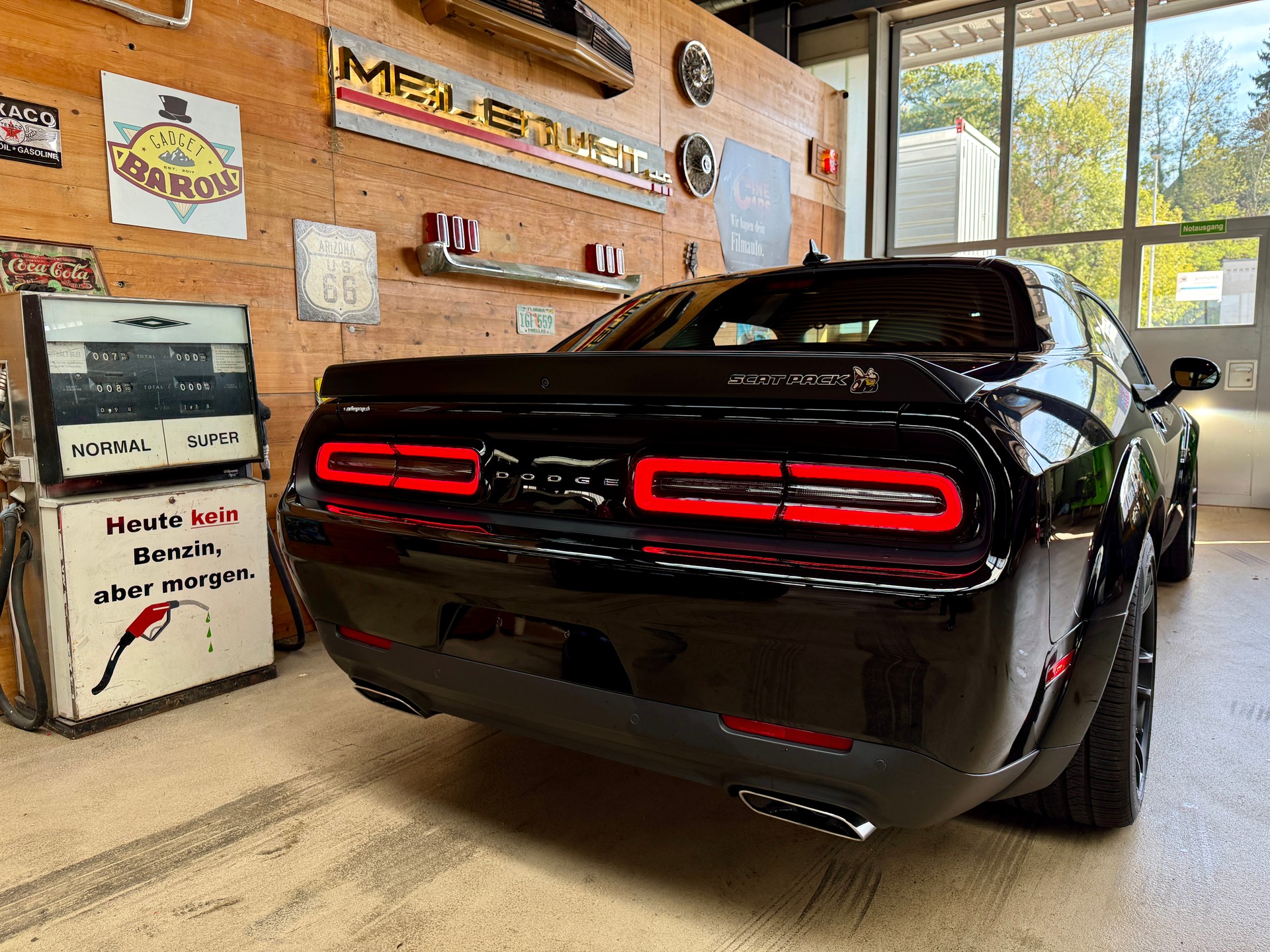 DODGE ChallengerSCATPACK 6.4L-image-18