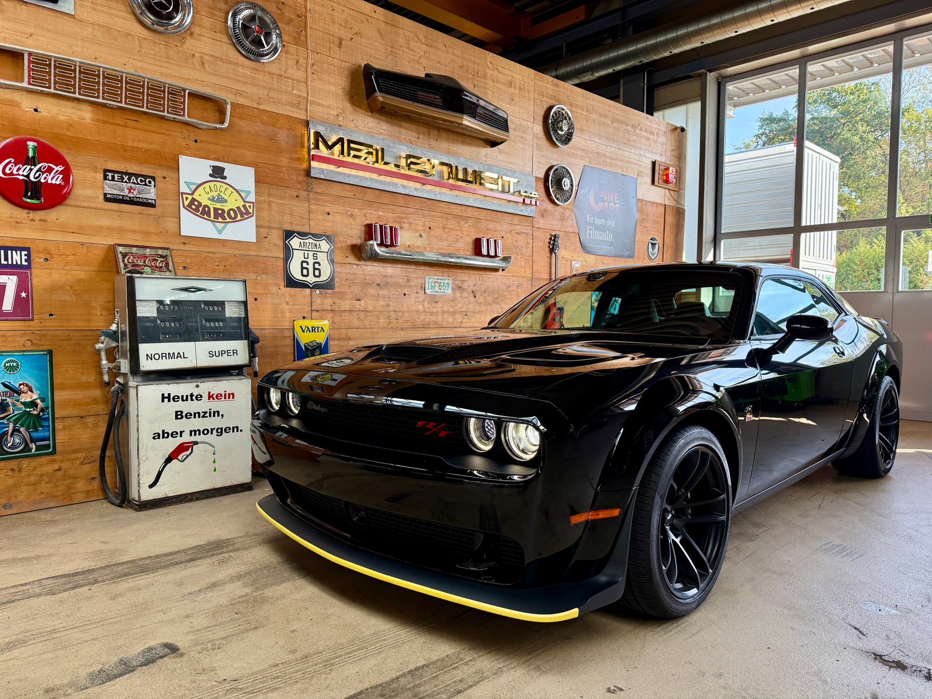 DODGE ChallengerSCATPACK 6.4L-image-1