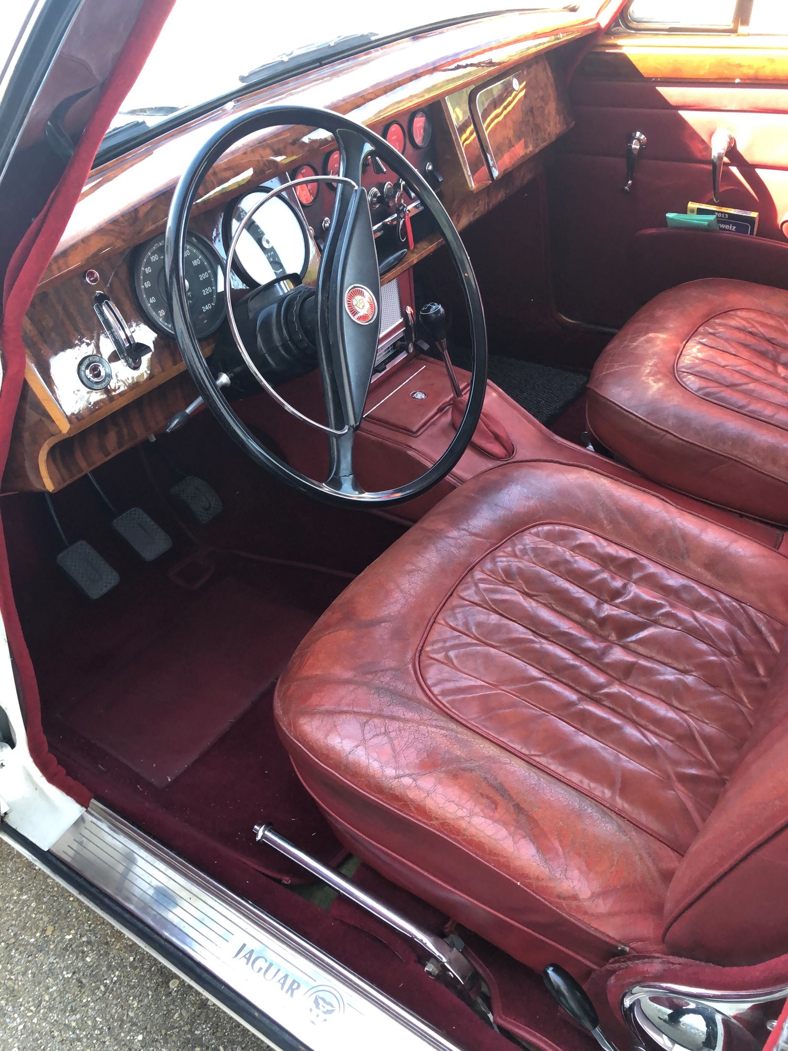 JAGUAR MK 2-image-4