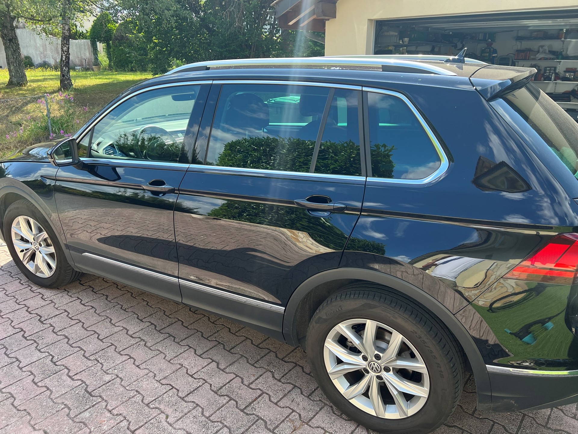 VW Tiguan 2.0TSI Highline 4Motion DSG-image-0