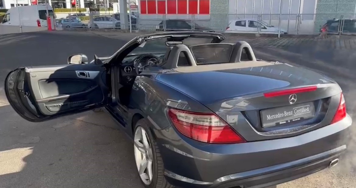 MERCEDES-BENZ SLK 200-image-4