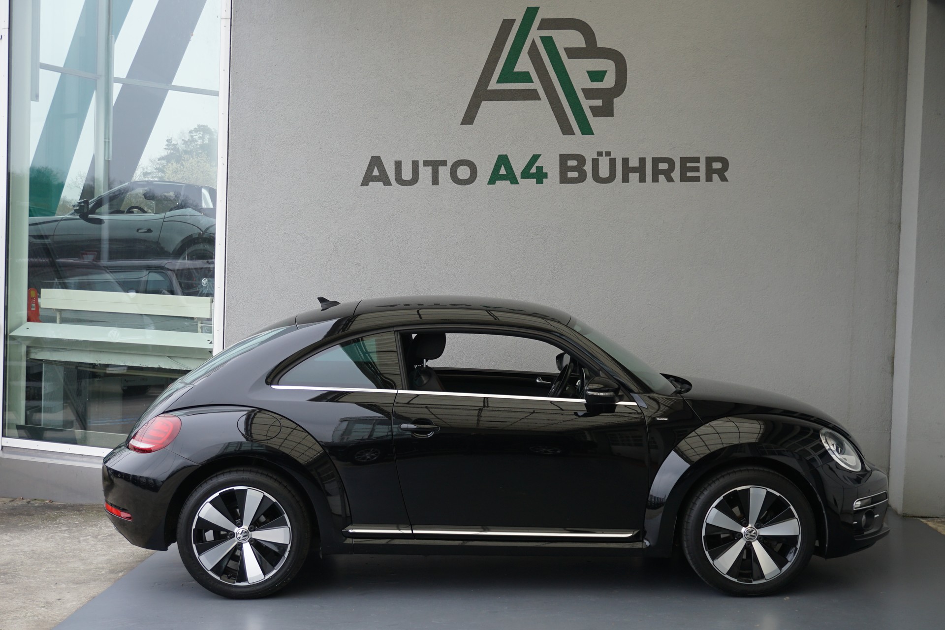 VW Beetle 1.2 TSI BMT Design-image-4