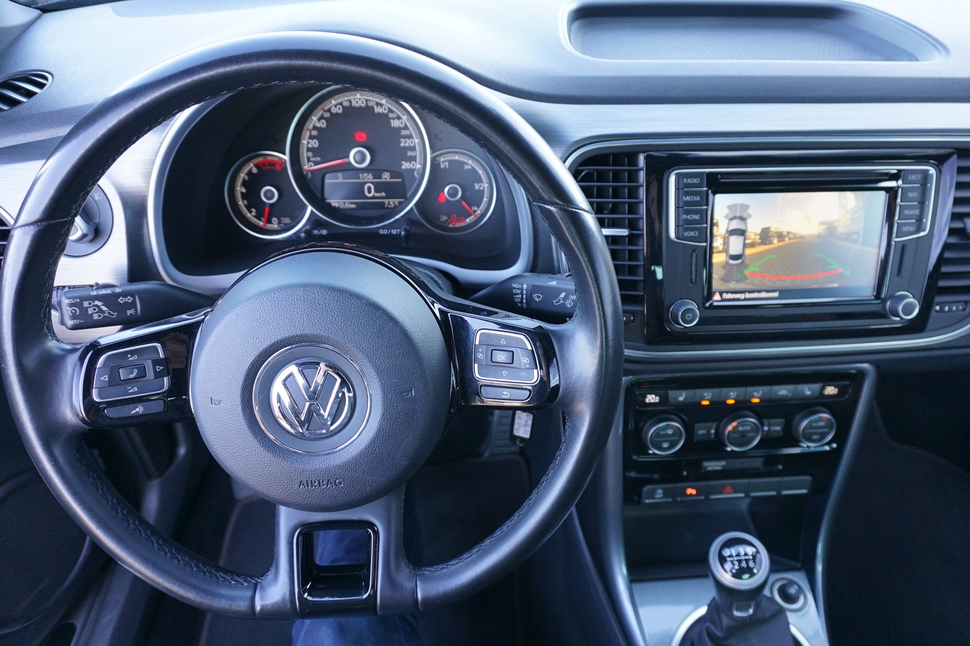 VW Beetle 1.2 TSI BMT Design-image-15