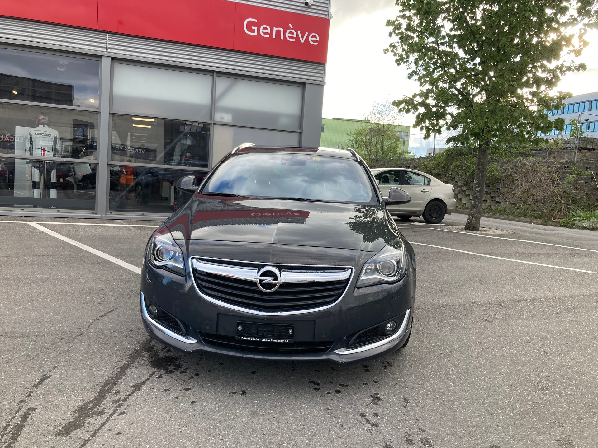 OPEL Insignia Sports Tourer 2.0 Turbo Cosmo Automatic-image-1