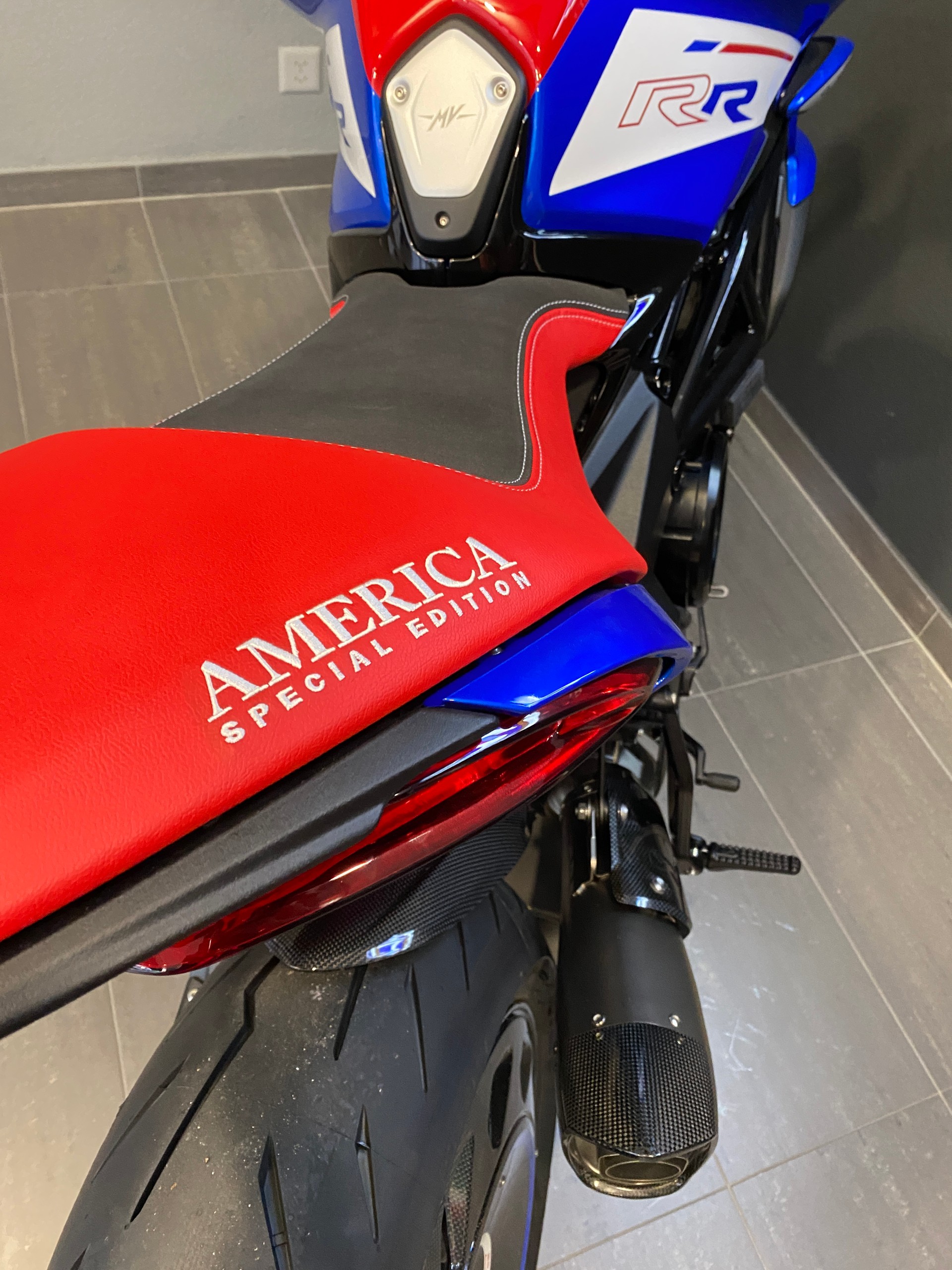 MV AGUSTA Dragster 800 RR SCS America-image-11