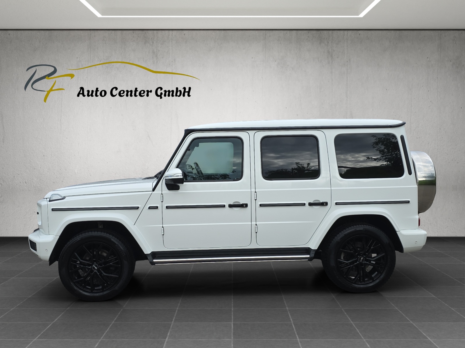 MERCEDES-BENZ G 350 d AMG Line 9G-Tronic-image-7