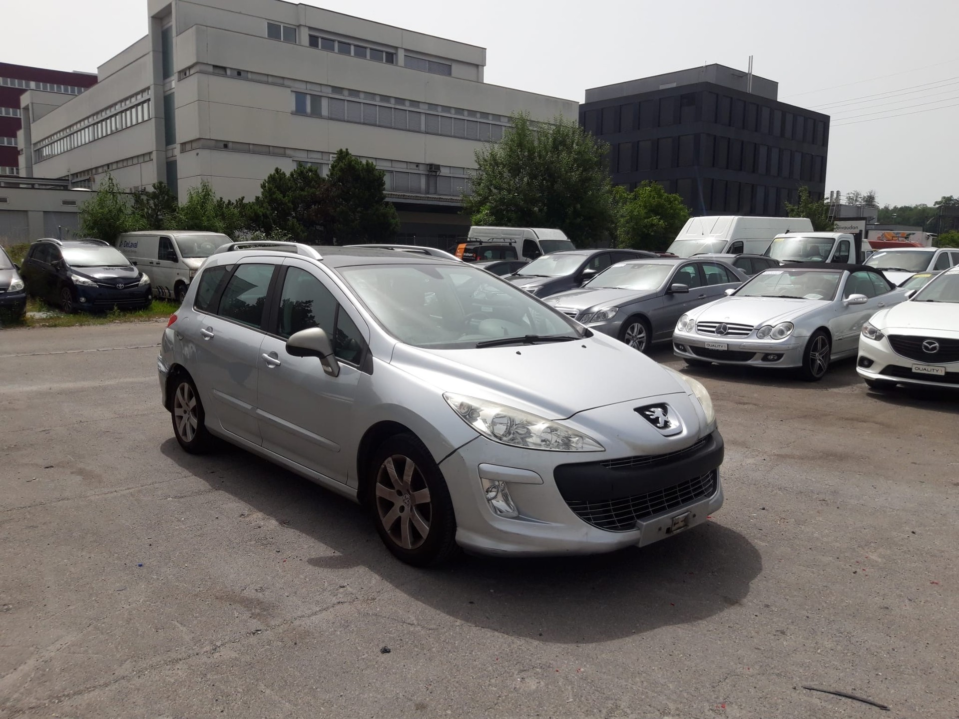 PEUGEOT 308 SW 1.6 HDI Trendy-image-11