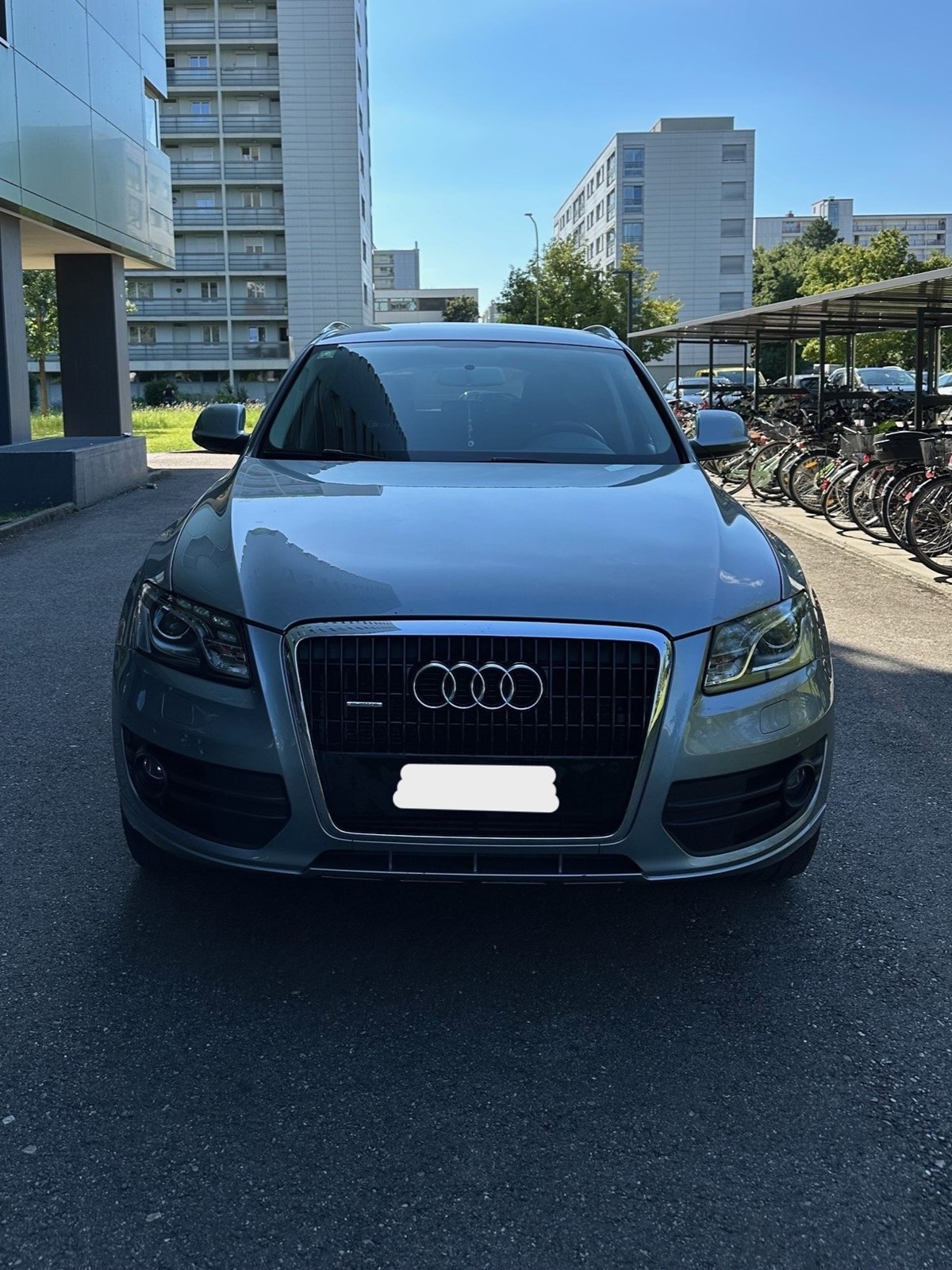 AUDI Q5 3.0 TDI quattro S-tronic-image-1