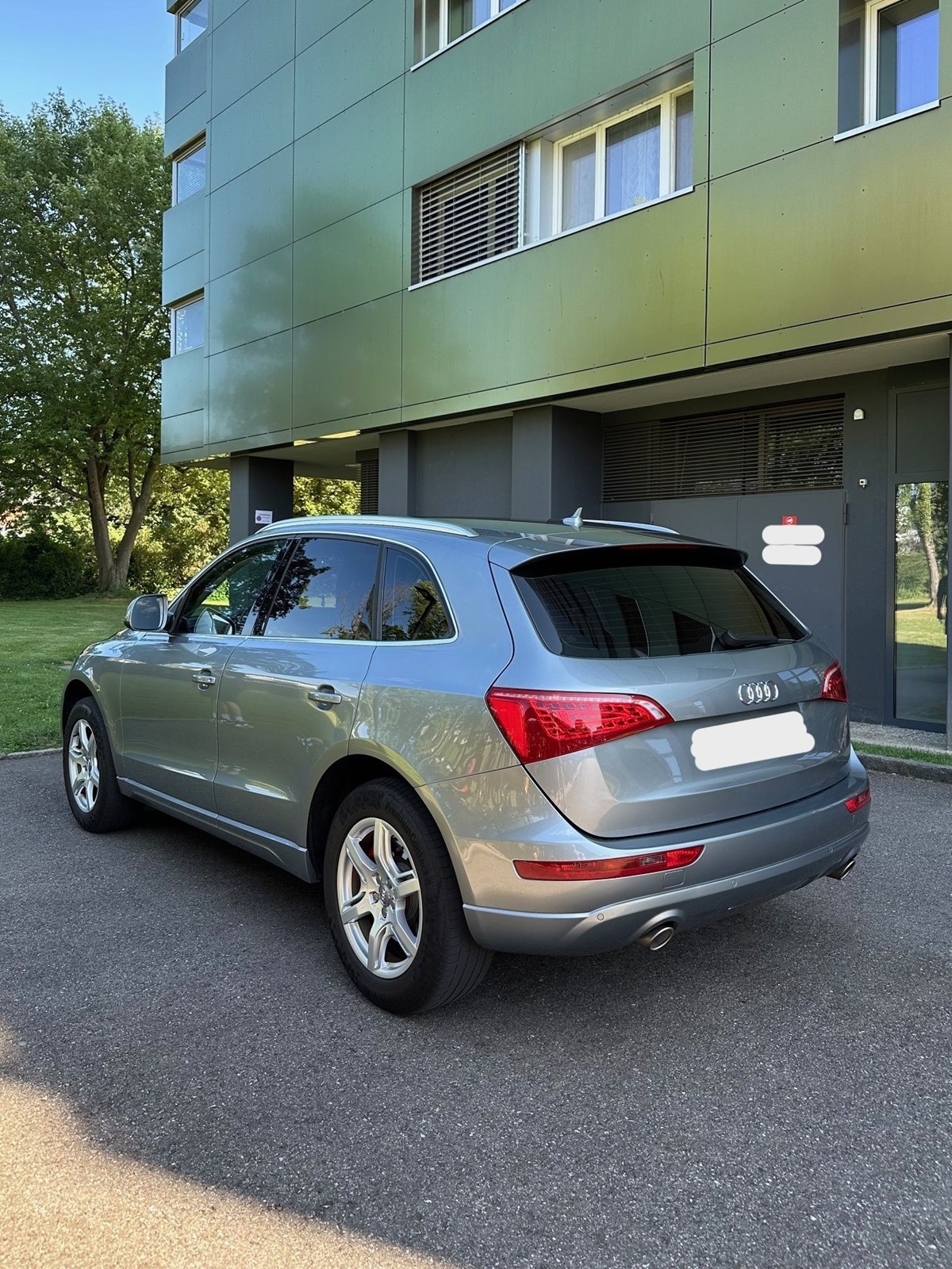 AUDI Q5 3.0 TDI quattro S-tronic-image-5