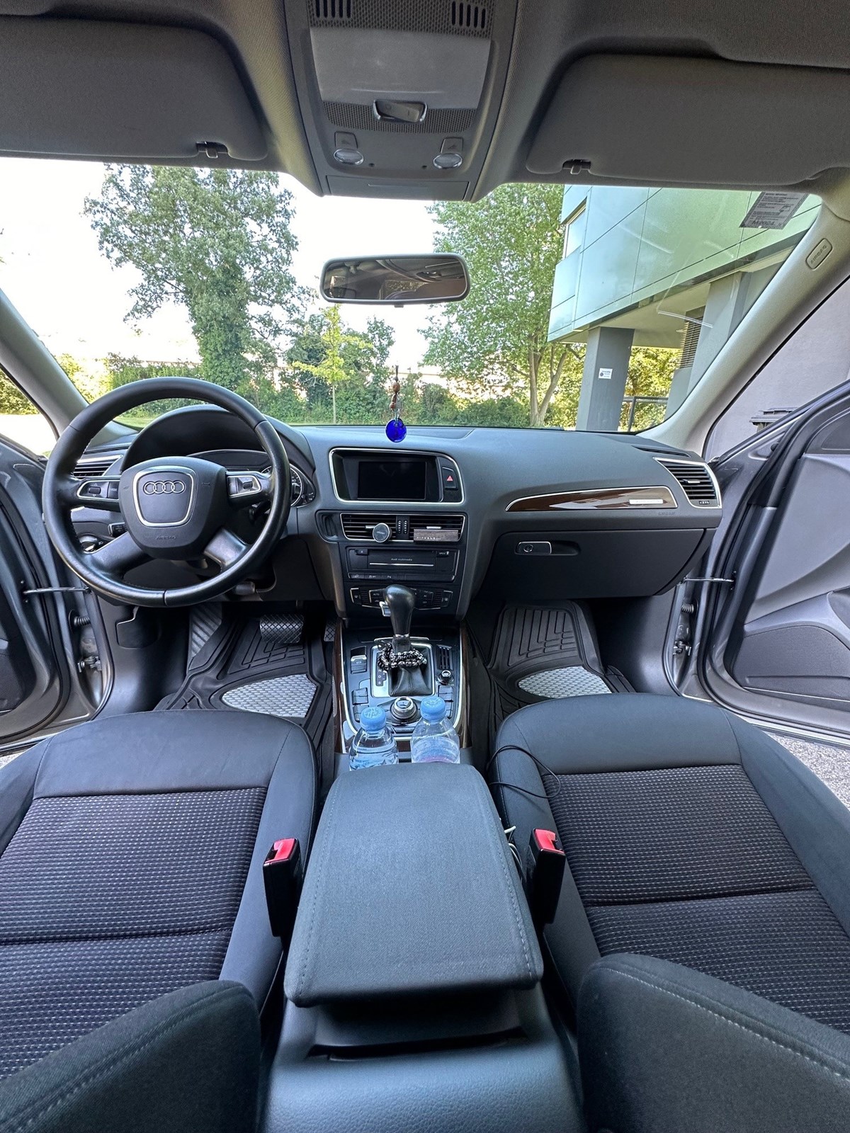 AUDI Q5 3.0 TDI quattro S-tronic-image-7